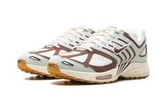 Air Pegasus 2K5 SE "Seafoam Fauna Brown" IB2982 001