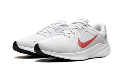 Quest 5 "Platinum Tint White Black Light Crimson" DD0204 007