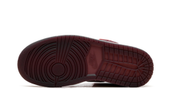 Jordan 1 Mid SE WMNS "Valentine's Day (2026)" IB7018 600